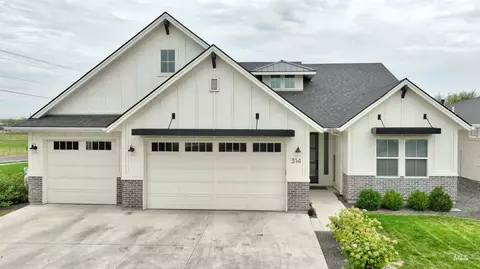 Exterior - 314 S Hamlin Ln, Eagle, ID 83616 photo 2 of 7