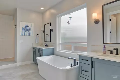 Bath - 314 S Hamlin Ln, Eagle, ID 83616 photo 1 of 3