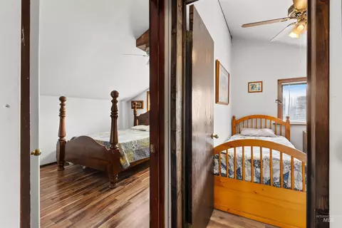 Bedroom - 37 Pine Cone Ln, Cascade, ID 83611 photo 3 of 6