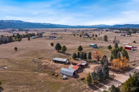 Other - 37 Pine Cone Ln, Cascade, ID 83611 photo 8 of 9