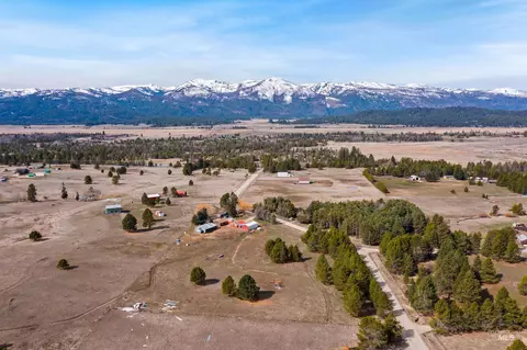 View/Area - 37 Pine Cone Ln, Cascade, ID 83611 photo 9 of 9