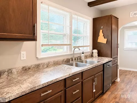 Kitchen - 1015 E St, Rupert, ID 83350 photo 5 of 5