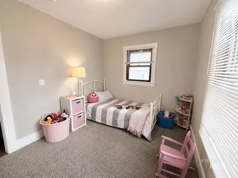 Bedroom - 1015 E St, Rupert, ID 83350 photo 3 of 3