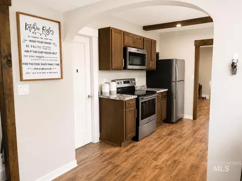 Kitchen - 1015 E St, Rupert, ID 83350 photo 3 of 5