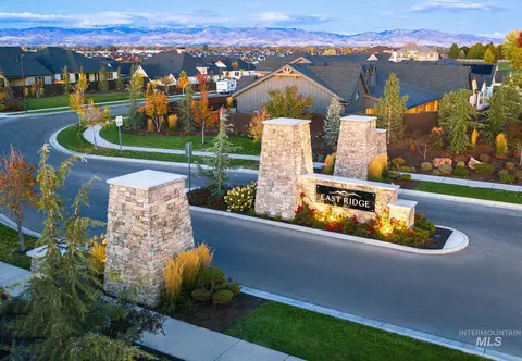 View/Area - 2544 E Zemo Ln, Meridian, ID 83642 photo 6 of 7