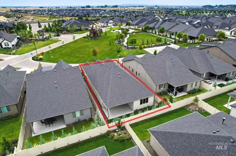 Exterior - 2544 E Zemo Ln, Meridian, ID 83642 photo 4 of 4