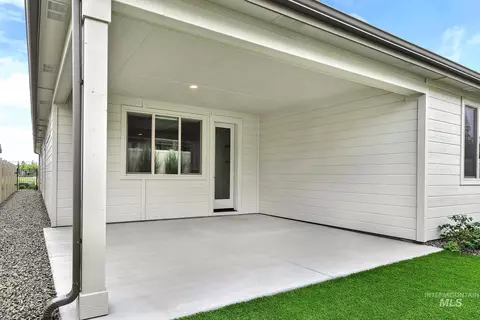 Exterior - 2544 E Zemo Ln, Meridian, ID 83642 photo 1 of 4