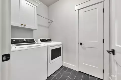 Other - 2544 E Zemo Ln, Meridian, ID 83642 photo 8 of 10