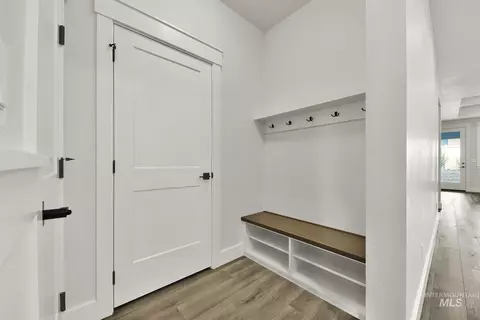 Entry Way - 2544 E Zemo Ln, Meridian, ID 83642 photo 5 of 5