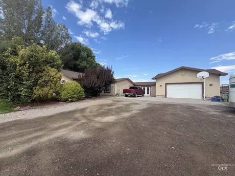 114 E 275 S, Jerome, ID 83338 photo 2