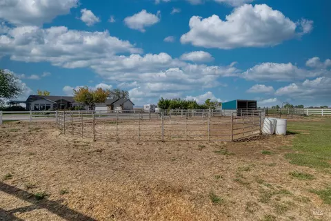 Exterior - 17271 Lonkey Ln, Caldwell, ID 83607 photo 16 of 21