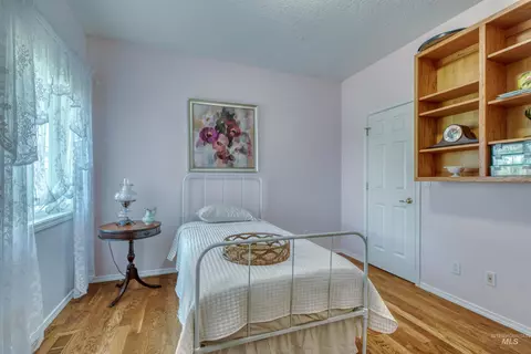 Bedroom - 17271 Lonkey Ln, Caldwell, ID 83607 photo 3 of 3