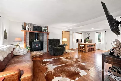 Living - 8 Marka, Centerville, ID 83631 photo 1 of 1