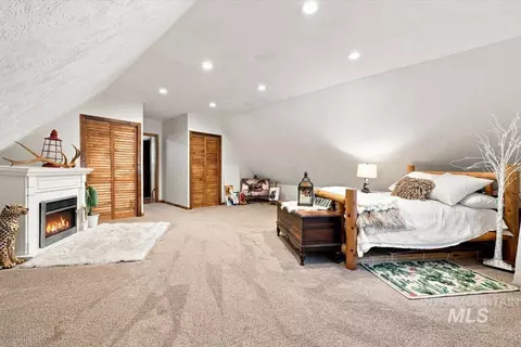 Bedroom - 8 Marka, Centerville, ID 83631 photo 3 of 3
