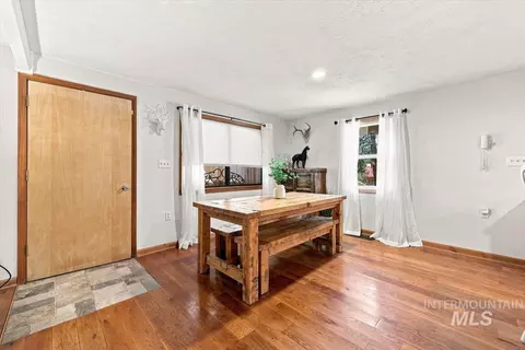 Entry Way - 8 Marka, Centerville, ID 83631 photo 1 of 2