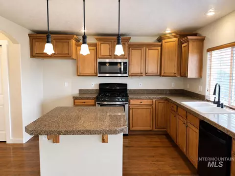 Kitchen - 4971 E Geranium, Boise, ID 83716 photo 1 of 3