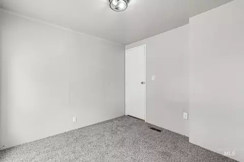 Bedroom - 10563 Edgeway Dr, Middleton, ID 83644 photo 4 of 5