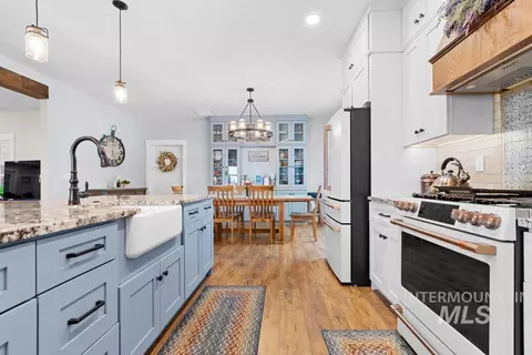 Kitchen - 29976 Hexon Rd, Parma, ID 83660 photo 6 of 7