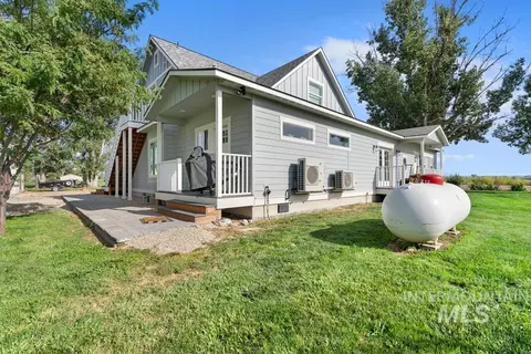 Exterior - 29976 Hexon Rd, Parma, ID 83660 photo 3 of 14