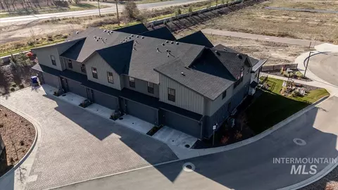 Exterior - 2041 W Freya Ct, Eagle, ID 83616 photo 5 of 5