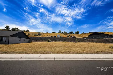 1669 Bennett Hill Dr, Clarkston, WA 99403