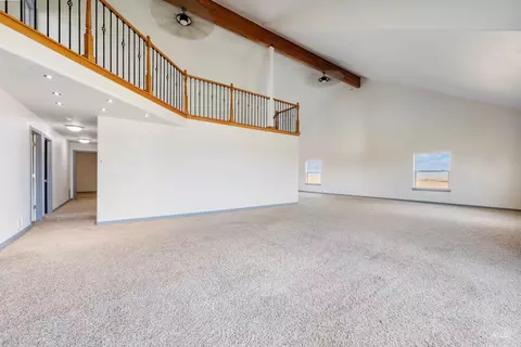 Living - 5530 E Tower Ln, Caldwell, ID 83607 photo 2 of 5