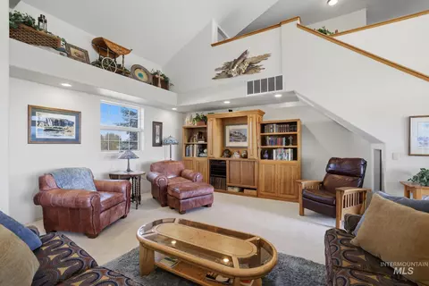 Living - 117 View Dr, Jerome, ID 83338 photo 2 of 3