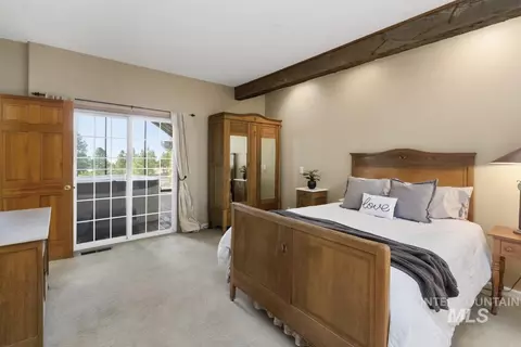 Bedroom - 1610 Pine Lake Ranch Dr, Cascade, ID 83611 photo 2 of 4