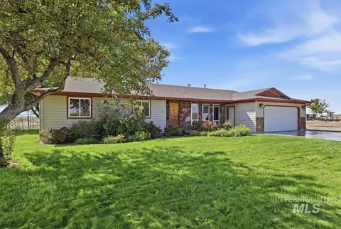 Exterior - 26201 Hop Rd, Caldwell, ID 83607 photo 3 of 11