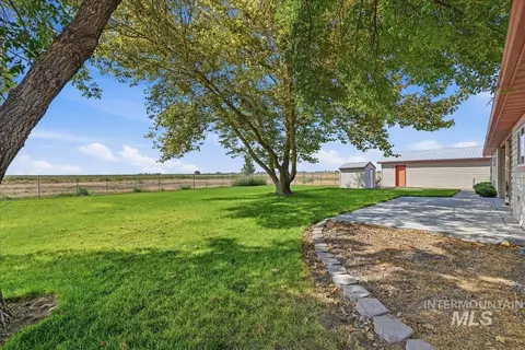 Exterior - 26201 Hop Rd, Caldwell, ID 83607 photo 7 of 11