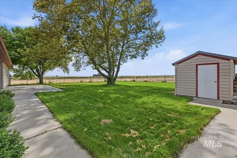 Exterior - 26201 Hop Rd, Caldwell, ID 83607 photo 9 of 11