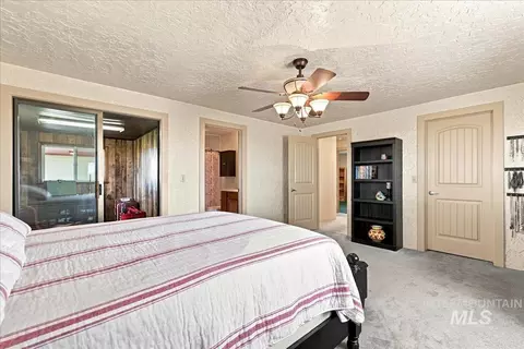 Bedroom - 26201 Hop Rd, Caldwell, ID 83607 photo 2 of 5