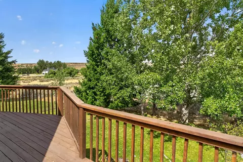 Exterior - 334 E Danskin Dr, Boise, ID 83716 photo 11 of 17