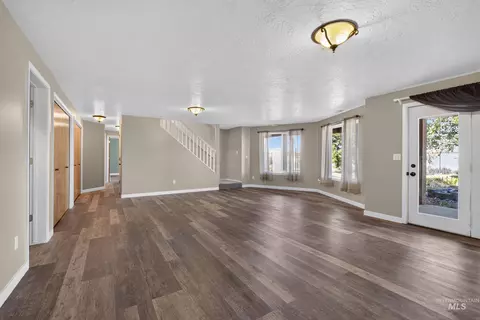 Living - 334 E Danskin Dr, Boise, ID 83716 photo 4 of 5
