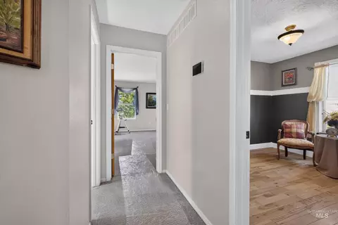 Entry Way - 334 E Danskin Dr, Boise, ID 83716 photo 3 of 5