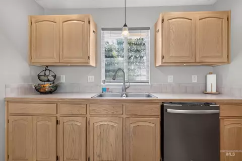 Kitchen - 334 E Danskin Dr, Boise, ID 83716 photo 3 of 3