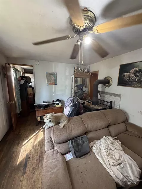 Living - 324 5th Ave W, Jerome, ID 83338 photo 1 of 1