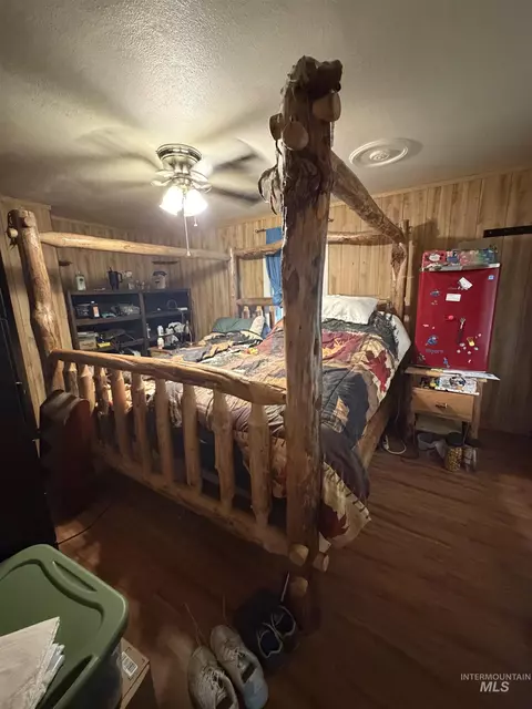 Bedroom - 457 E Galloway Ave, Weiser, ID 83672 photo 1 of 2