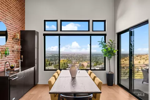 Dining - 3246 E Windsong Dr, Boise, ID 83712 photo 2 of 4