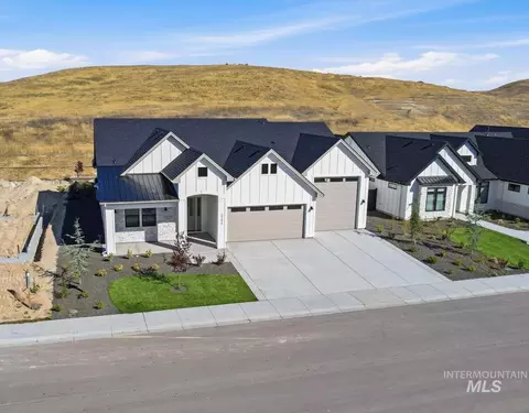 5394 W Haughburn Dr, Eagle, ID 83616 photo 2
