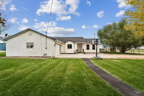 Exterior - 19012 Upper Pleasant Ridge Rd, Caldwell, ID 83607 photo 9 of 11