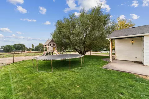 Exterior - 19012 Upper Pleasant Ridge Rd, Caldwell, ID 83607 photo 3 of 11