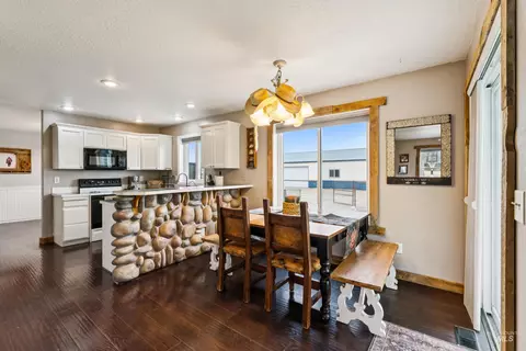 Dining - 19012 Upper Pleasant Ridge Rd, Caldwell, ID 83607 photo 1 of 2