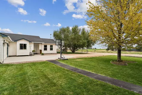 Exterior - 19012 Upper Pleasant Ridge Rd, Caldwell, ID 83607 photo 8 of 11