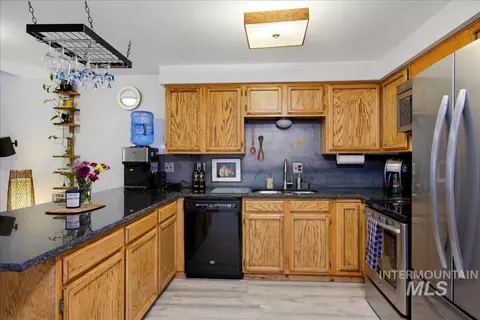Kitchen - 1630 Davis Ave #E 36, Mccall, ID 83638 photo 3 of 3