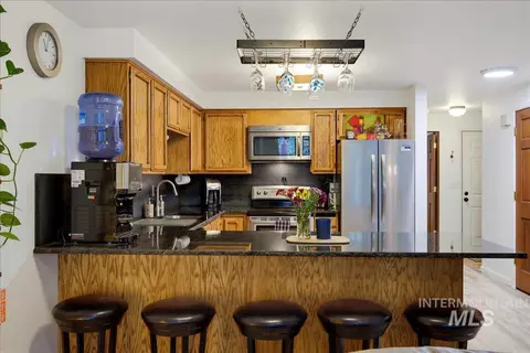 Kitchen - 1630 Davis Ave #E 36, Mccall, ID 83638 photo 1 of 3