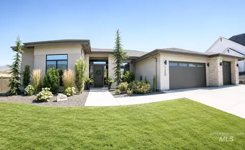 11468 N 17th Way, Garden City, ID 83714