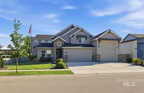 2546 E Lodge Trail Dr, Meridian, ID 83642