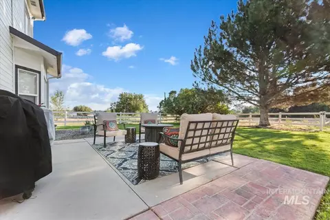 Exterior - 83 E Little Hawk Ln, Kuna, ID 83634 photo 4 of 12