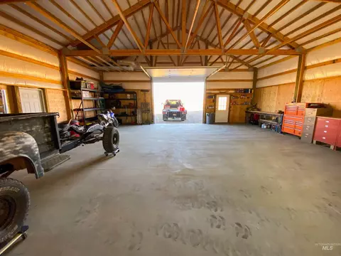 Exterior - 2115 Kilborn Ln, Mesa, ID 83643 photo 5 of 7